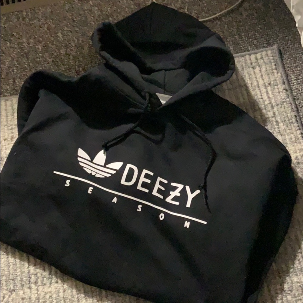 NWOT Delta Zeta Black hoodie